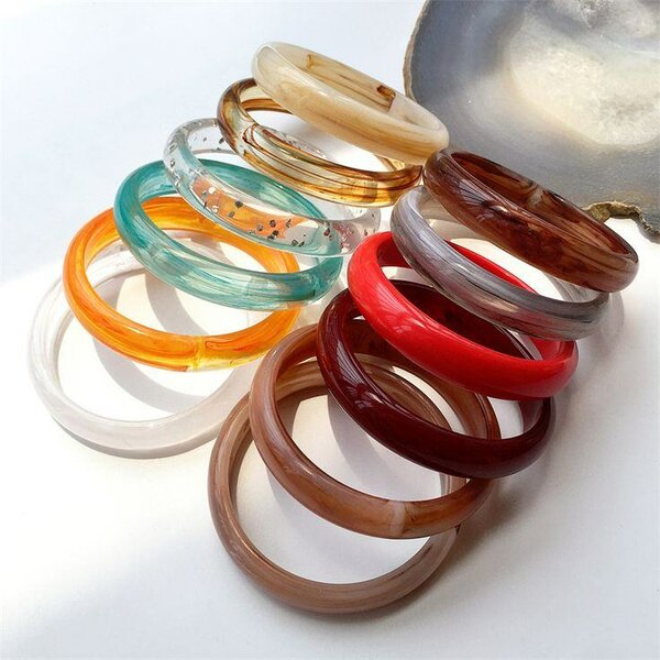 Bracelets colorés acrylique