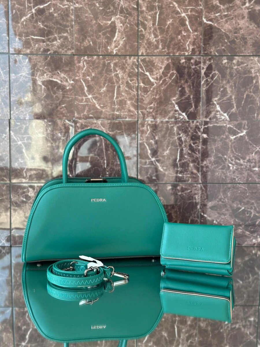 Bag with purse