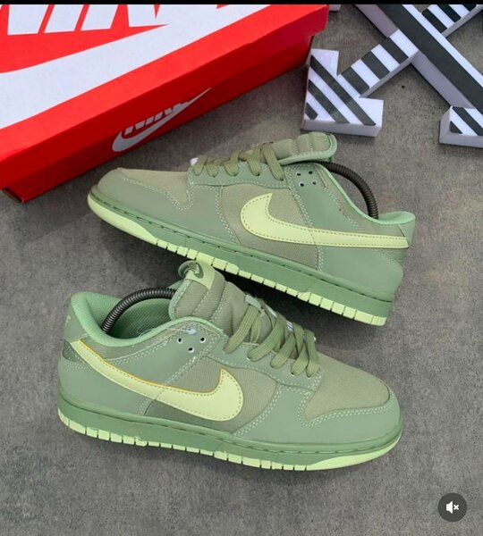 Fashion sneakers