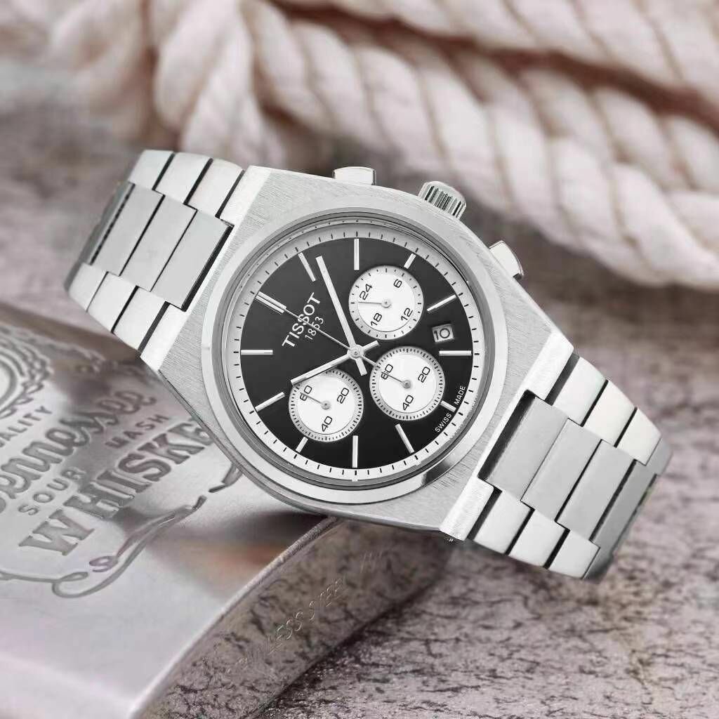 Montre chronographe en acier inoxydable