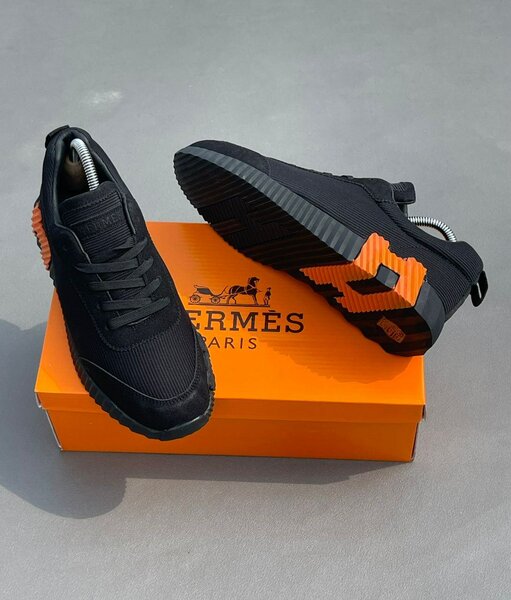 Sneakers noires élégantes homme