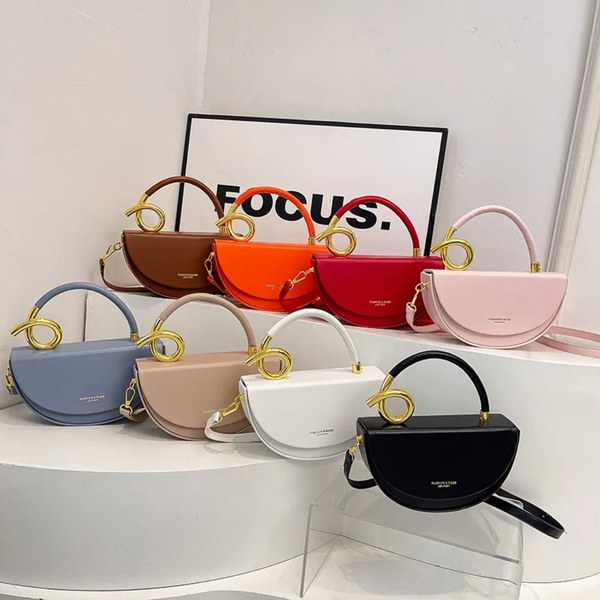 Sac à main demi-lune élégant