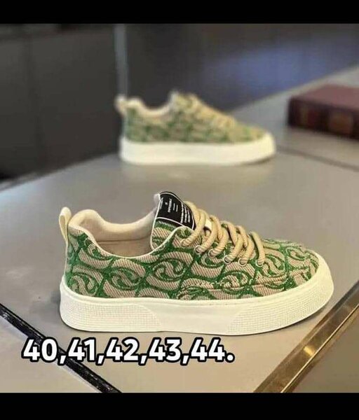 Baskets homme vertes stylées