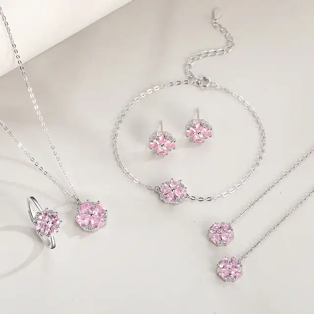 Nashem' Jewellery