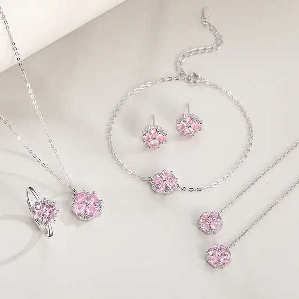 Nashem' Jewellery