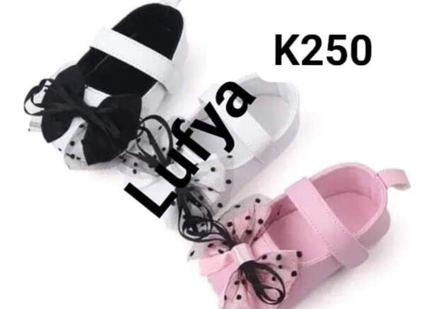 BABY GIRL PUMPS