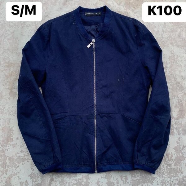 Jackets and jumpers