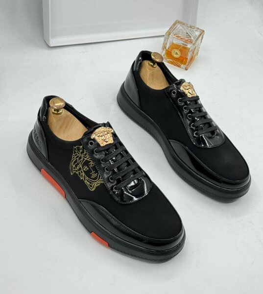 VERSACE CLASSIC WEAR