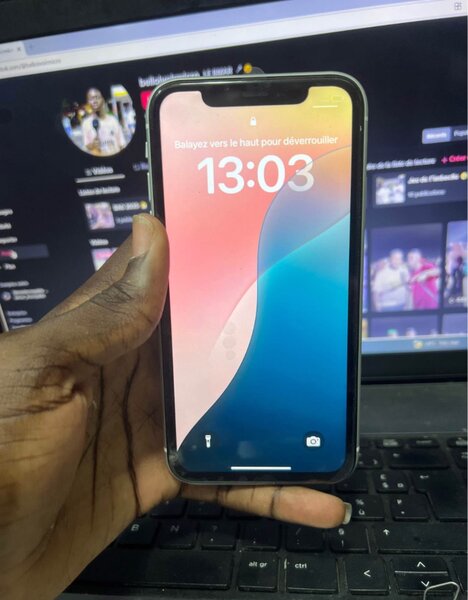 iPhone XR 64 Go Blanc