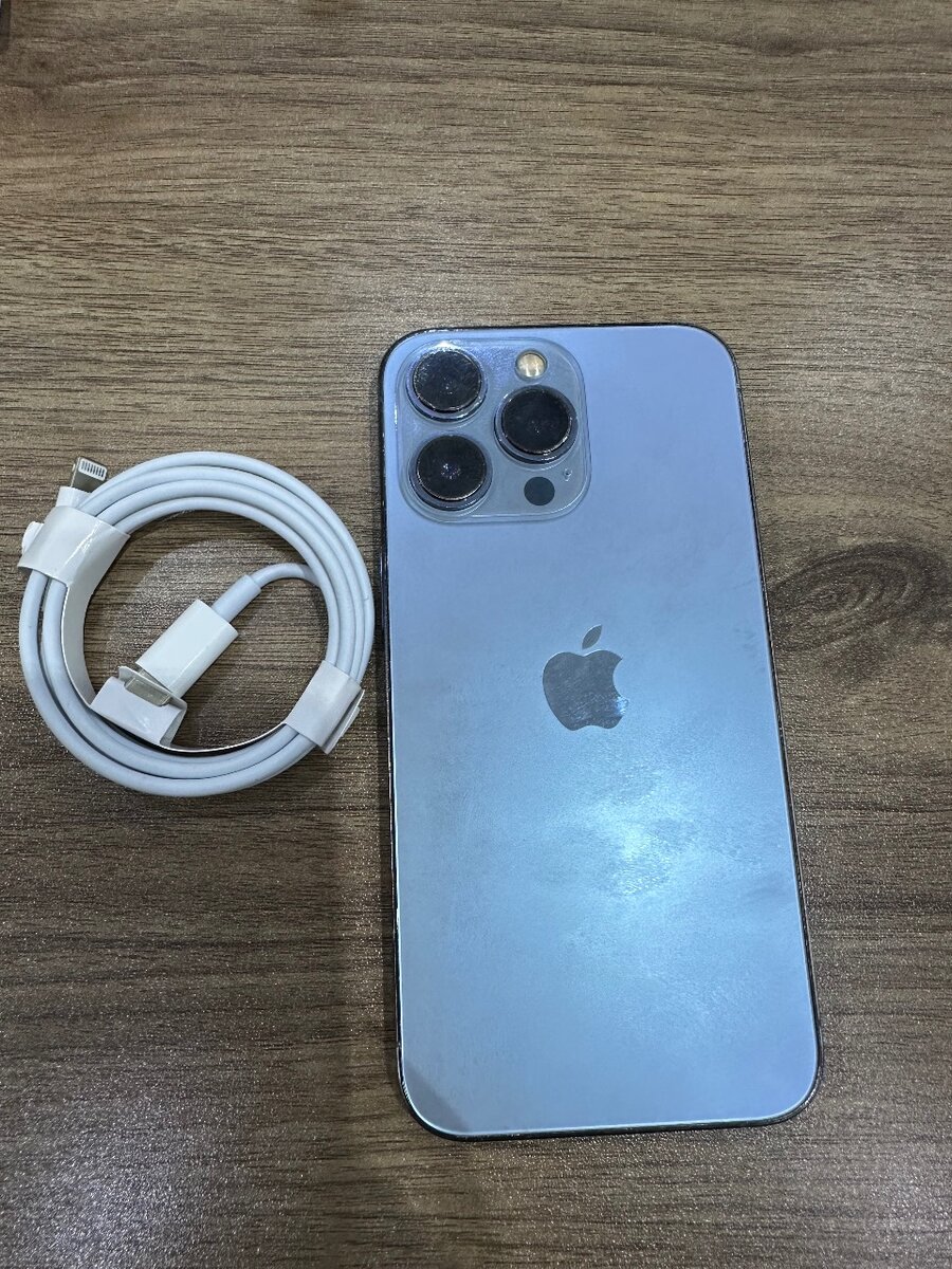iPhone 13pro 256gig