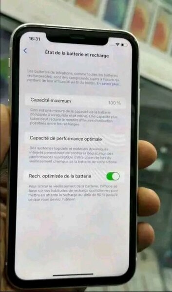 iPhone 11 simple