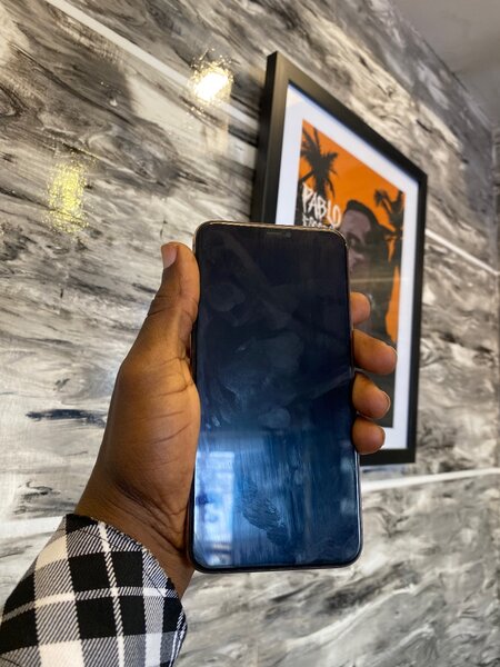 iPhone 11 Pro Max