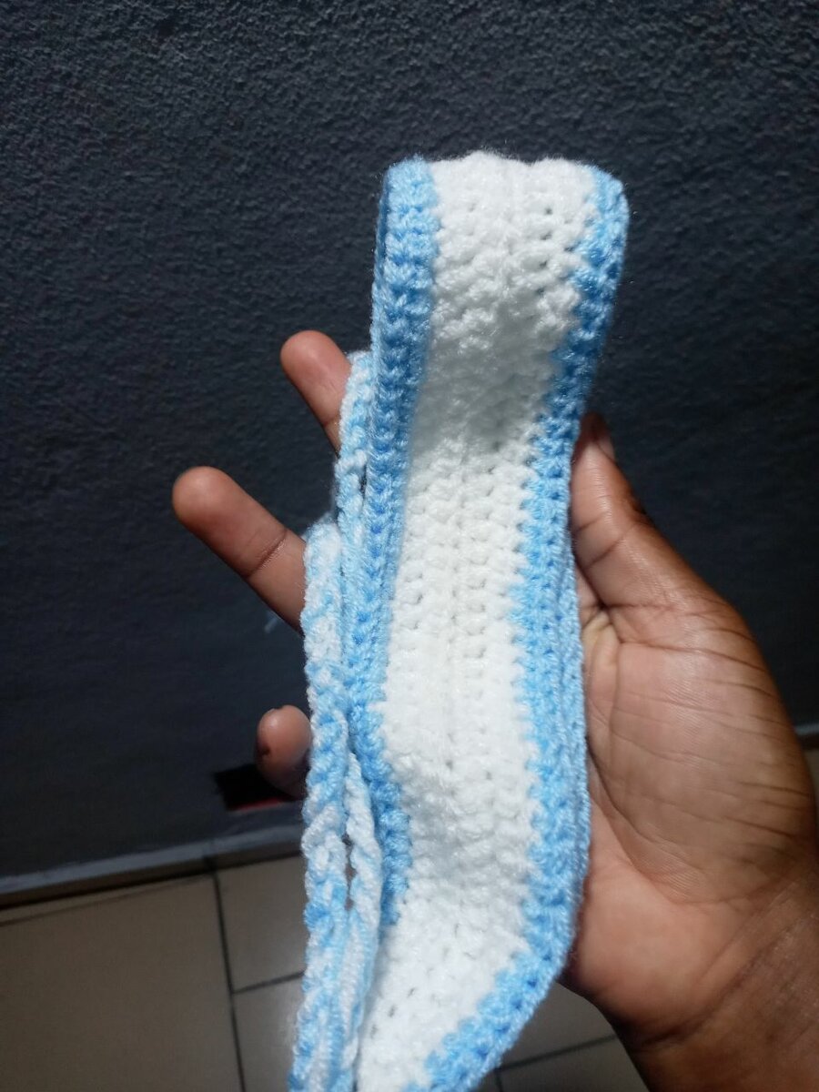 Bandeau tricoté doux bébé