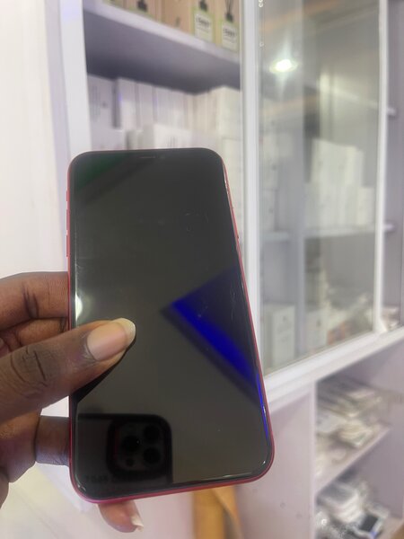 iPhone 11