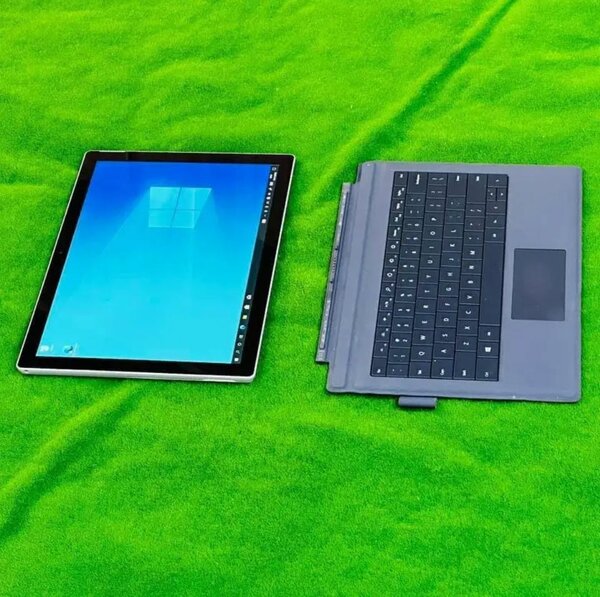 SURFACE PRO 4