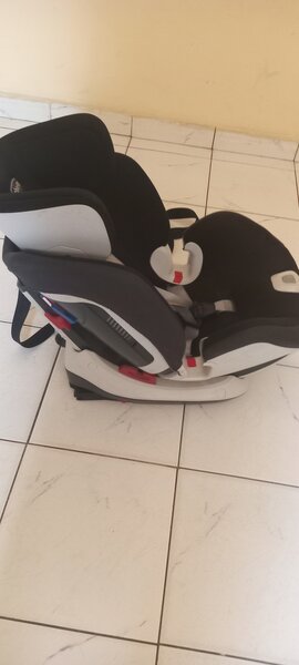 Car Seater