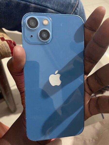 iPhone 13
