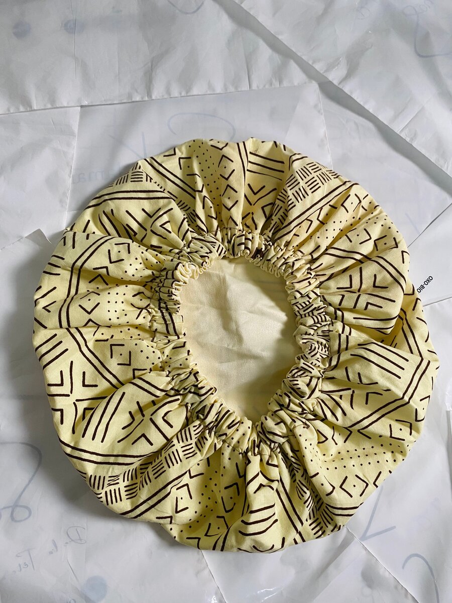 Bonnet mi-PAGNE-mi-SATIN (XL)