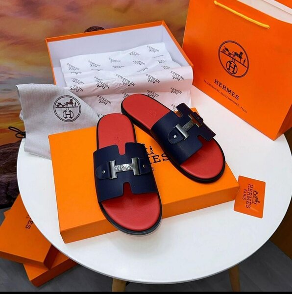 H Slippers