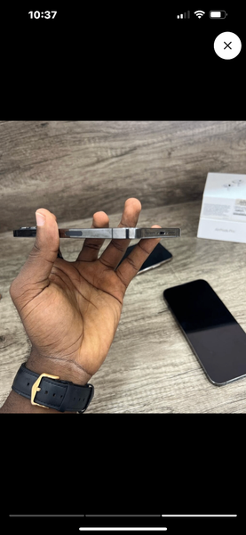 RIGGER IPHONES