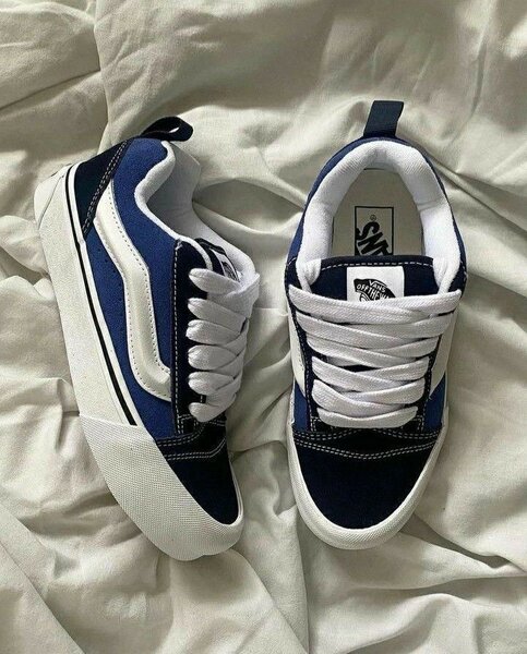 Vans knu