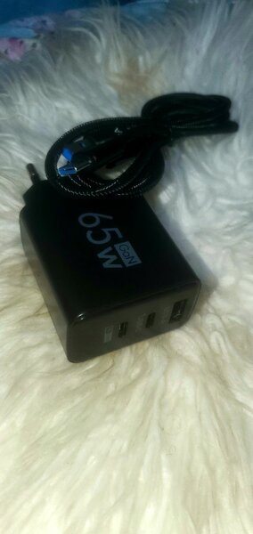 Chargeur 65 W + type C