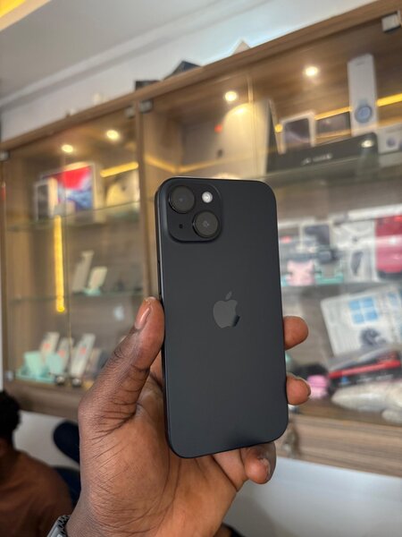 iPhone 15
