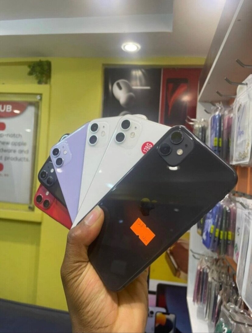 iPhone 11 64