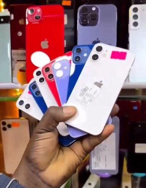 iPhone 12