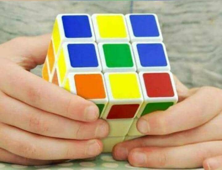 Puzzle Rubik's Cube jeux d éveil adulte et enfant