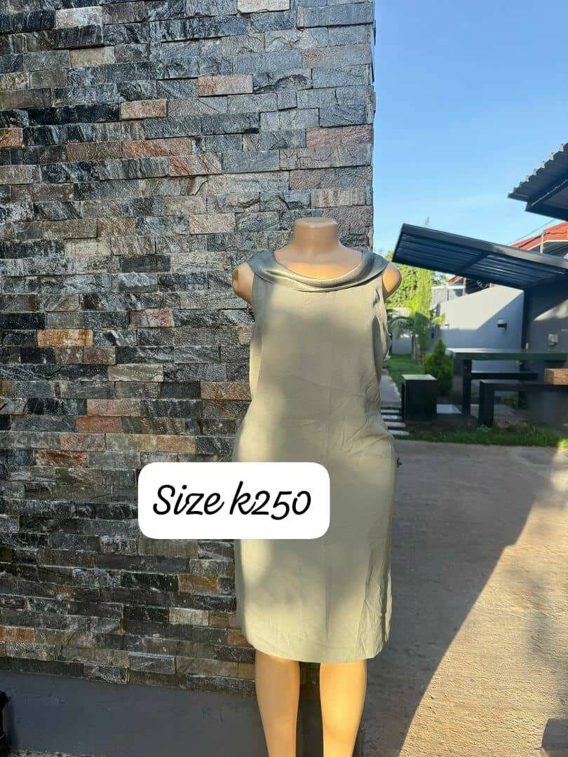 DRESSES