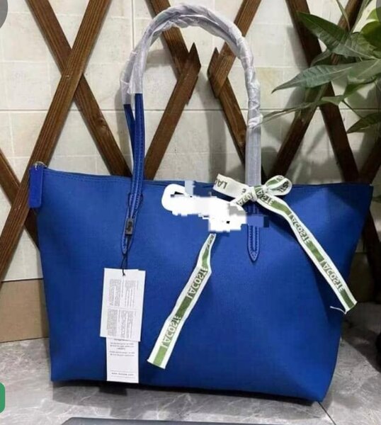 Sac fourre-tout élégant femme