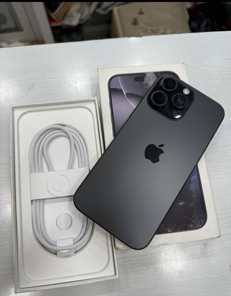 iPhone 16 pro max