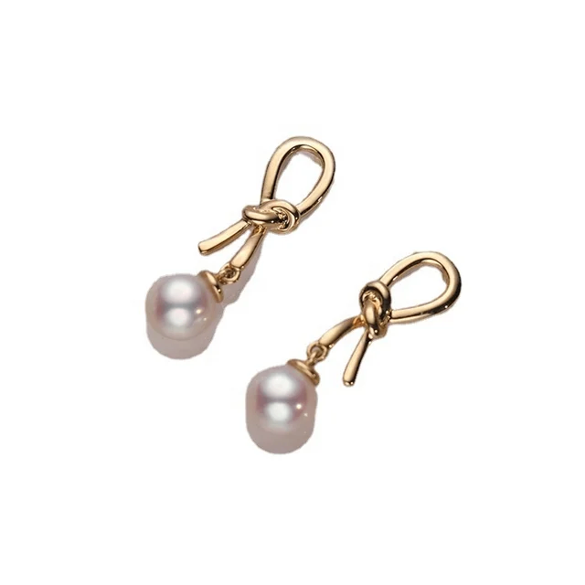Boucle d'oreille