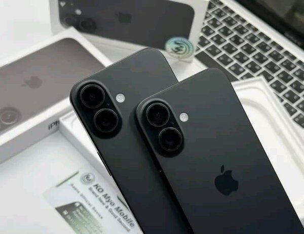iPhone 12 Noir Spacieux