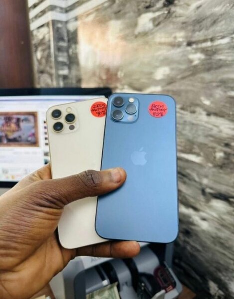IPHONE 12 PRO MAX