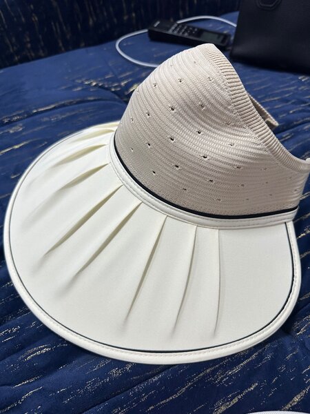 Visitors hat