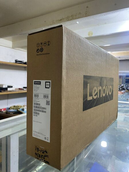 Lenovo V15