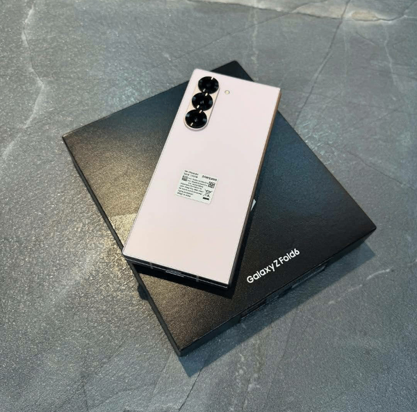 Galaxy Z Fold6 Smartphone