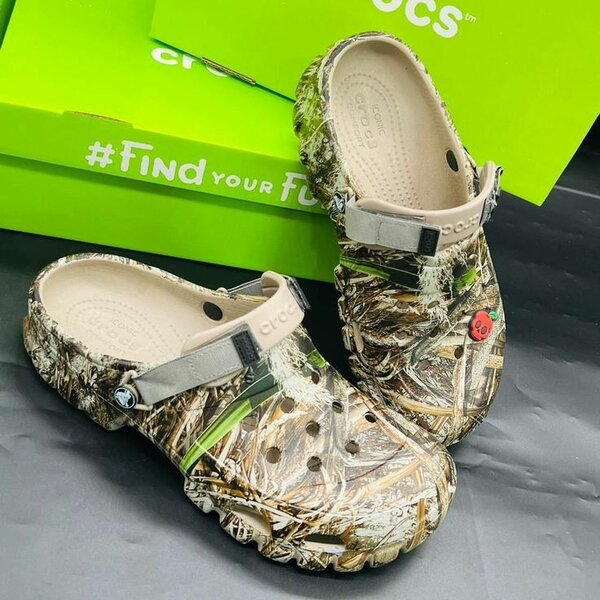 Rubber sandals