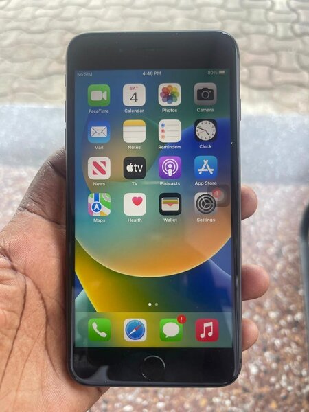 iPhone 8 Plus