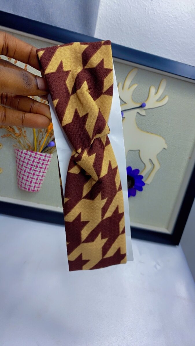 Twist hairbands