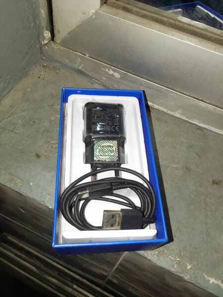Chargeur Android neuf