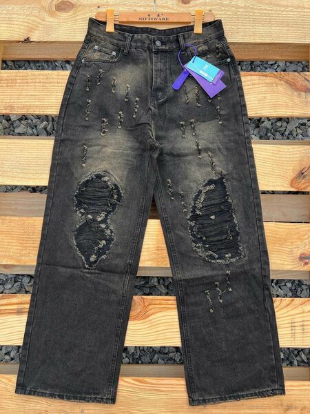 Baggy jeans