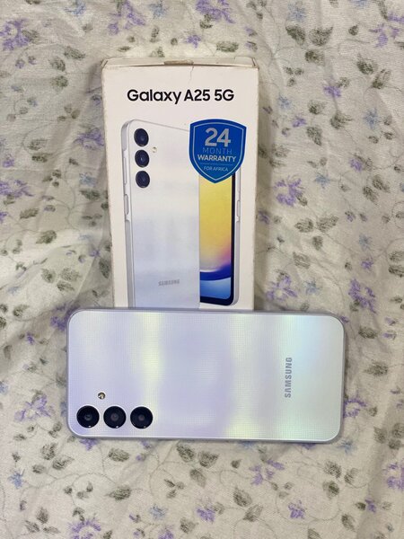SAMSUNG A25