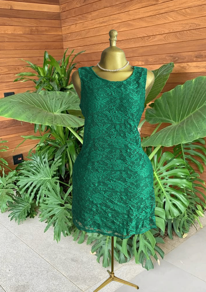 Robe en dentelle verte élégante