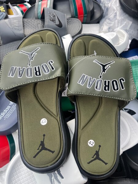 Sandales Jordan vertes homme