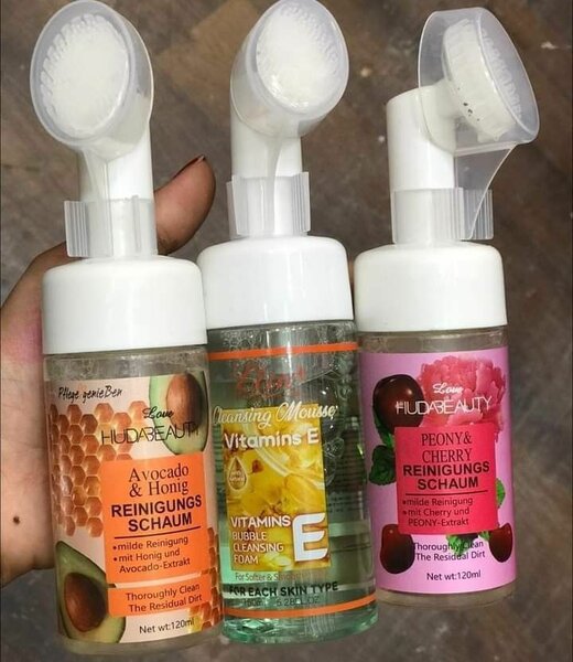 Mousse nettoyante visage