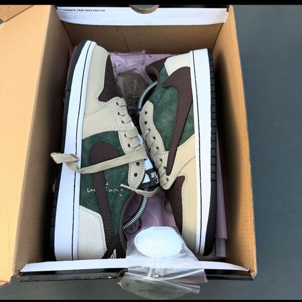 AIR JORDAN 1