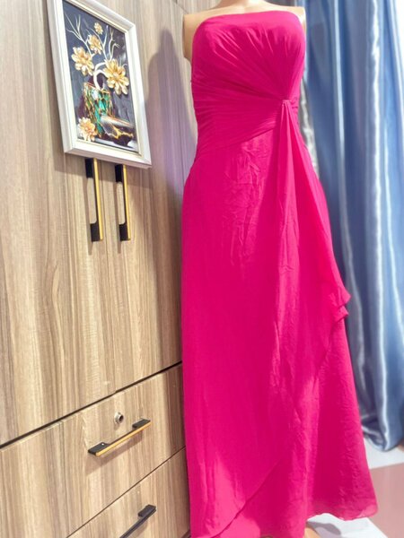 Ladies dresses